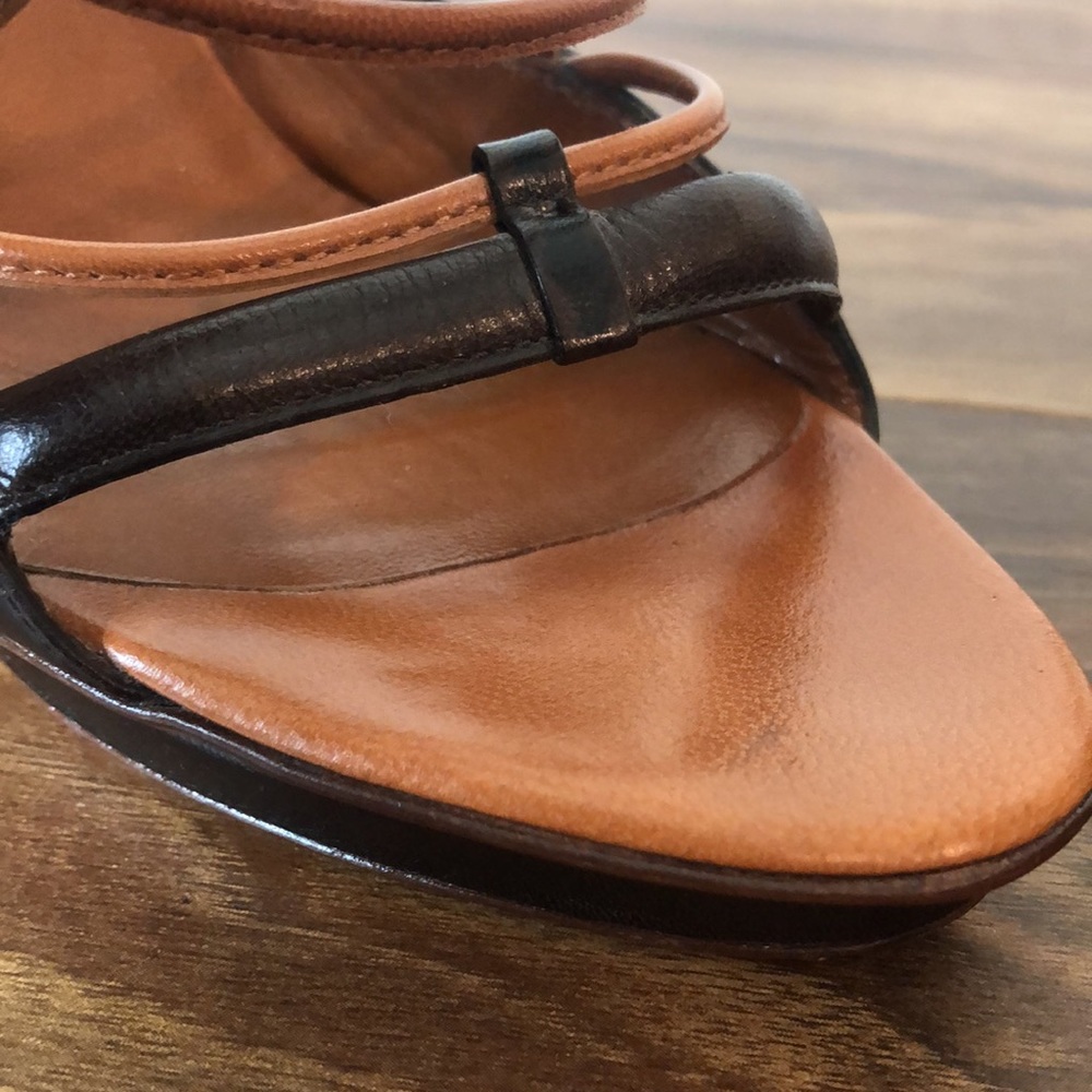 Vintage Sergio Rossi Italian Made strappy leather sandals. Size 6 - Picture 3 of 10